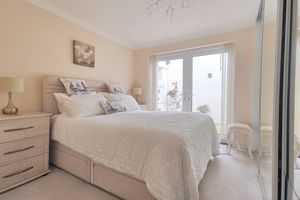 Photo 32- click for photo gallery